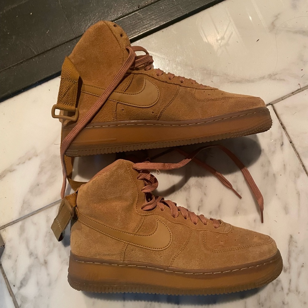 Boys size 7 Air Force 1 suede sneakers